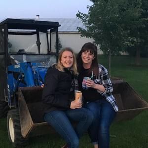 Meet your Posher, Becca